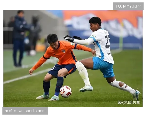 VAR介入禁区外犯规起始点 判罚地点认定成关键争议